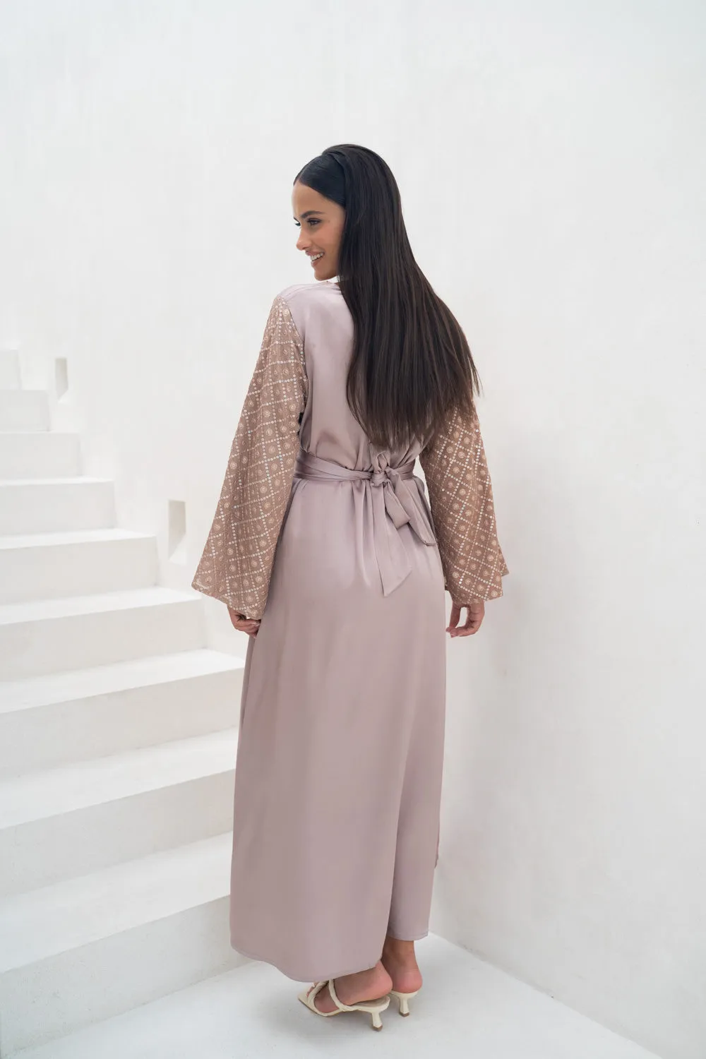 Blushing Harmony Abaya