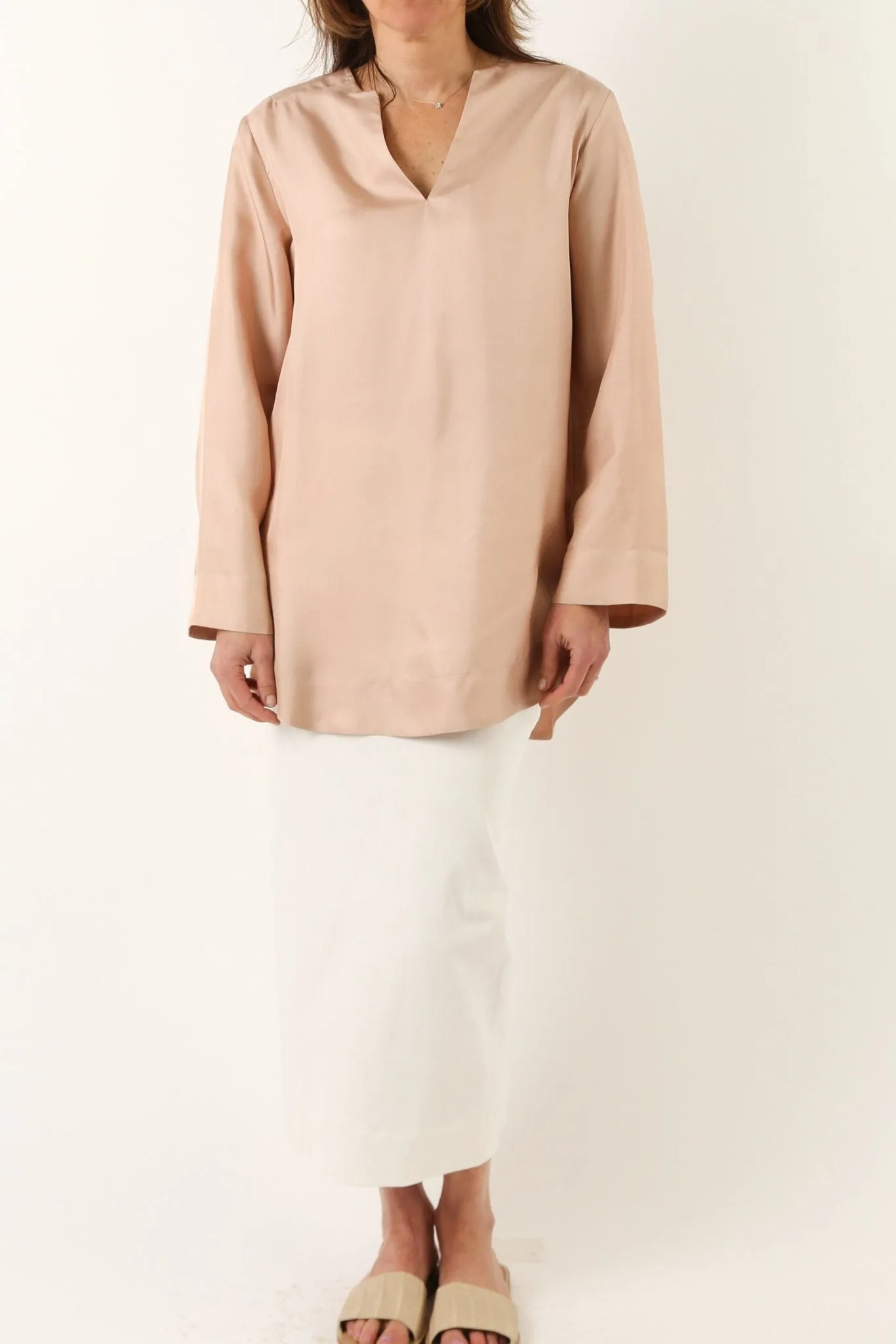 MARAKESH SILK TWILL SHIRT IN ROSE BEIGE