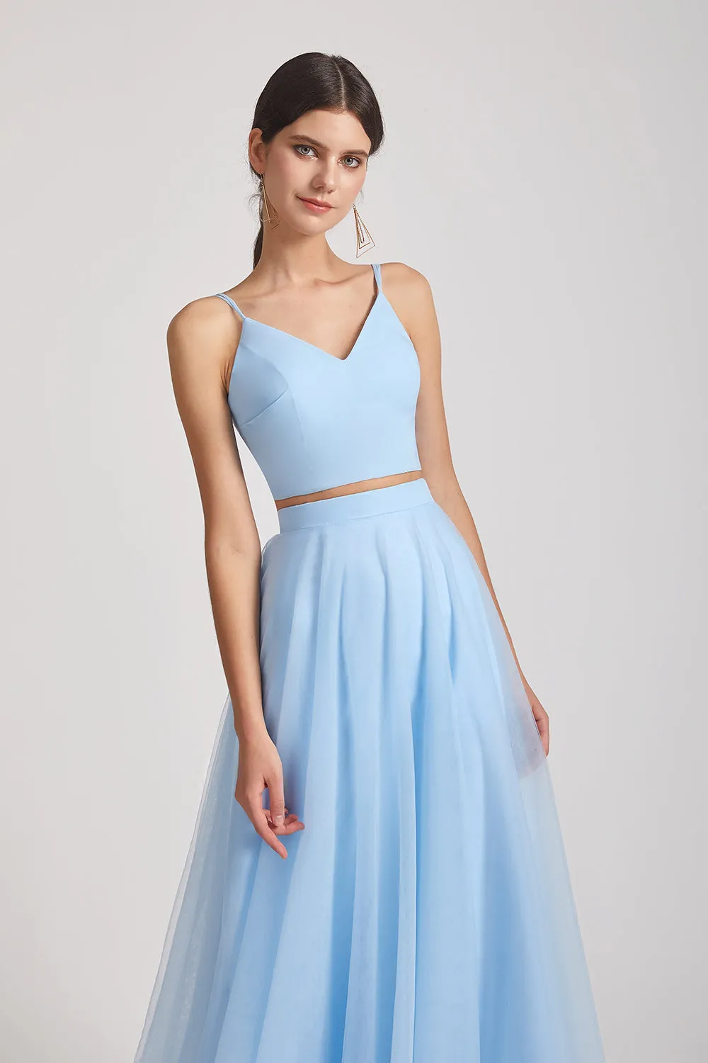 Two Pieces V-Neck Spaghetti Straps Tulle Long Bridesmaid Dresses (AF0182)